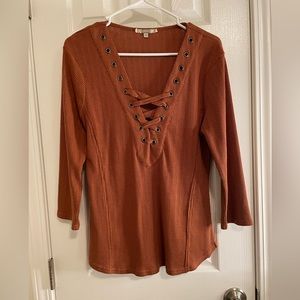 Gimmicks top from the buckle